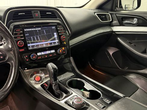 Used 2017 Nissan Maxima 3.5 SV FWD image 12