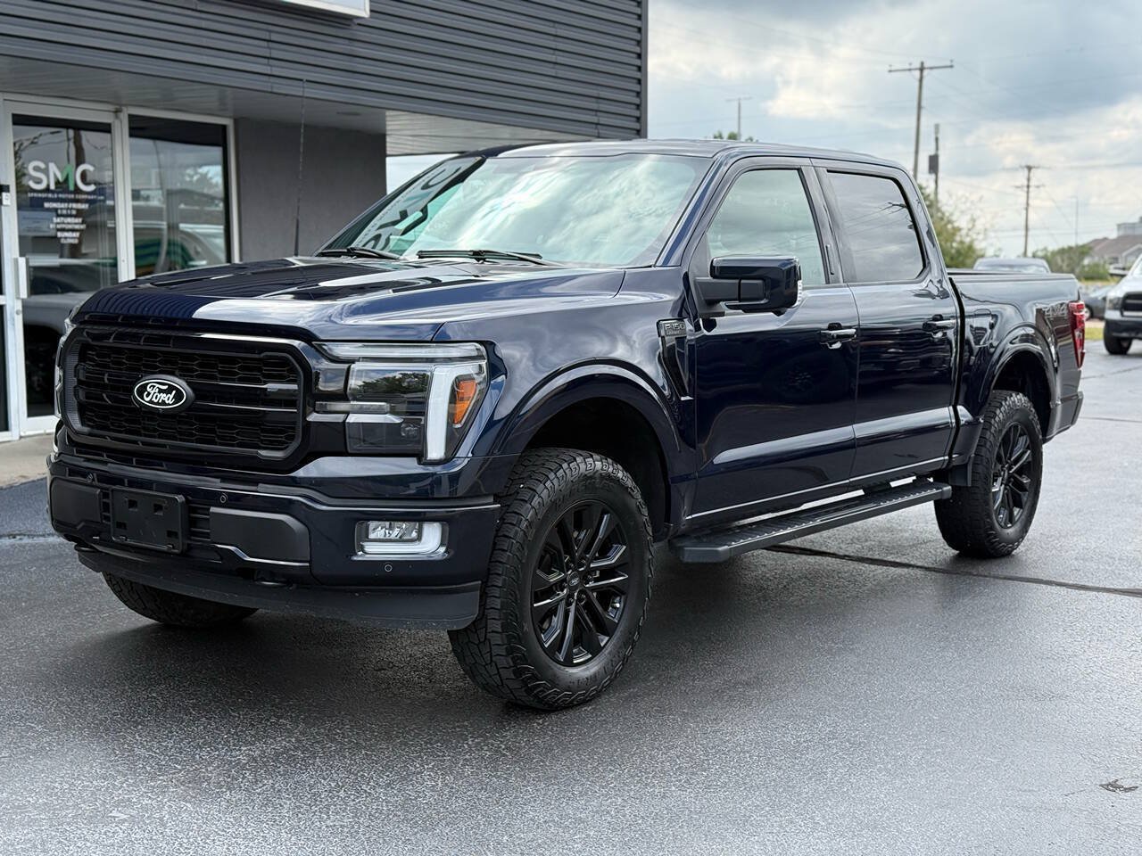 Used 2024 Ford F150 Lariat AWD/4WD image 4