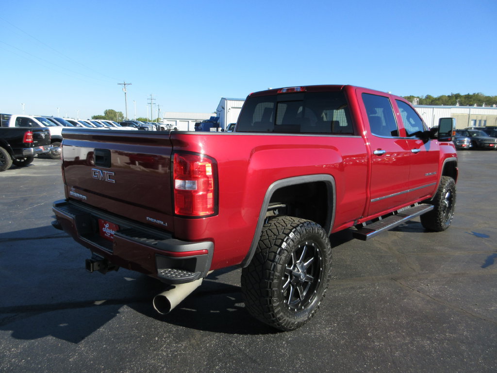 Used 2019 GMC Sierra 3500 Denali w/ Duramax Plus Package AWD/4WD image 5