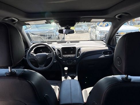 Used 2024 Chevrolet Equinox RS w/ RS Leather Package AWD/4WD image 32