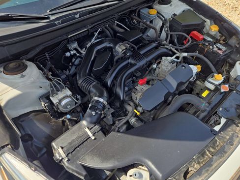 Used 2016 Subaru Outback 2.5i Premium AWD/4WD image 11