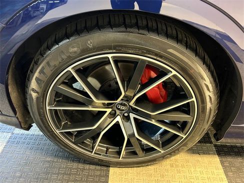 Used 2019 Audi Q8 Premium Plus image 9