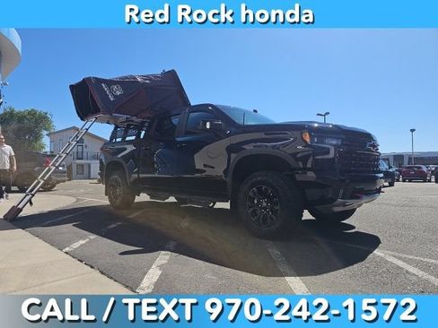 Used 2024 Chevrolet Silverado 1500 ZR2 w/ Technology Package AWD/4WD image 1