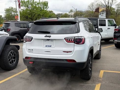 New 2026 Jeep Compass Trailhawk w/ Sun, Sound & Navigation Group AWD/4WD image 2