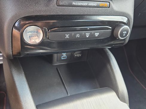Used 2023 Ford Escape ST-Line FWD image 23