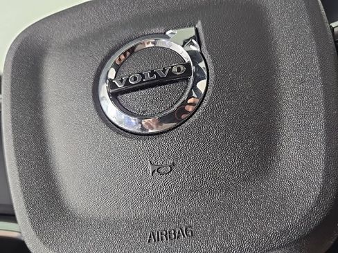 Certified 2023 Volvo XC40 Recharge Plus AWD/4WD image 32