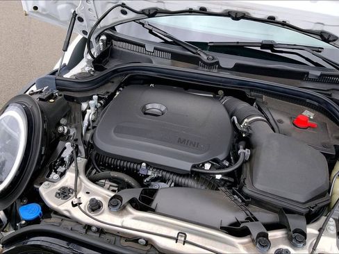 Certified 2025 MINI Cooper S image 34