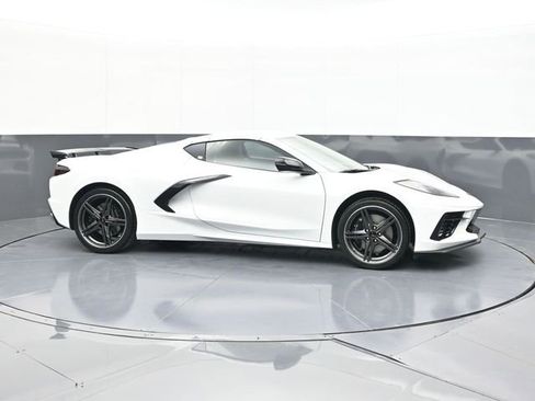 New 2026 Chevrolet Corvette Stingray Preferred Cpe w/ Z51 Performance Package RWD image 18