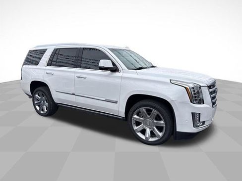 Certified 2018 Cadillac Escalade Premium Luxury image 3