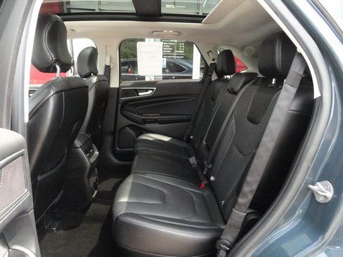 Used 2016 Ford Edge Titanium w/ Equipment Group 302A AWD/4WD image 12