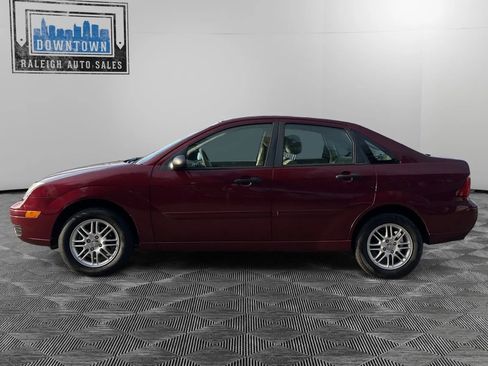 Used 2006 Ford Focus S image 2