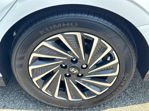 Used 2026 Hyundai Sonata Limited FWD image 22