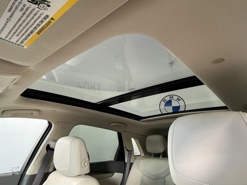 Used 2020 Cadillac XT5 Premium Luxury w/ LPO, Floor Liner Package image 27