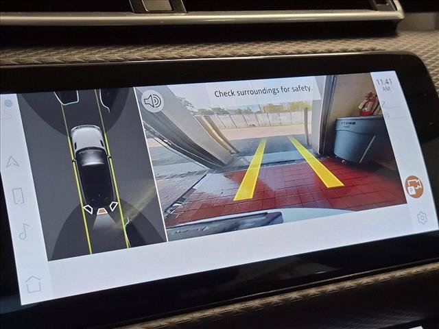 Used 2022 Land Rover Range Rover Velar S AWD/4WD image 10