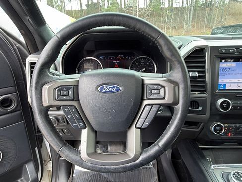 Used 2019 Ford Expedition XLT w/ Equipment Group 202A image 29