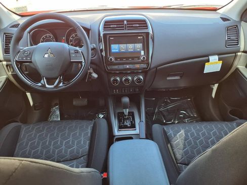 New 2026 Mitsubishi Outlander Sport LE AWD/4WD image 11