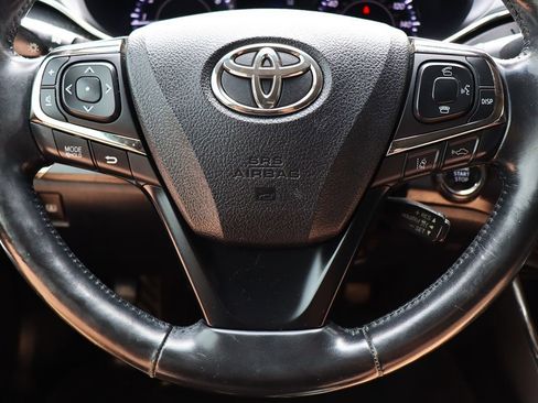 Used 2017 Toyota Avalon Limited w/ All Weather Liner Package FWD image 57