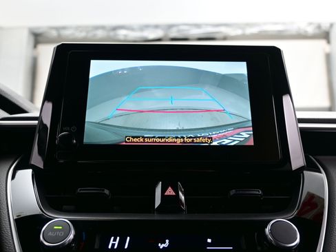 Used 2024 Toyota Corolla Cross SE image 17