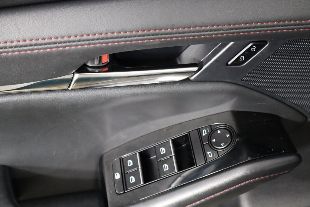 Used 2024 MAZDA MAZDA3 s AWD/4WD image 19