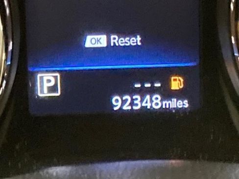 Used 2018 Nissan Rogue S FWD image 29