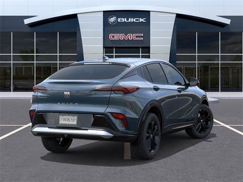 Used 2026 Buick Envista Sport Touring image 4