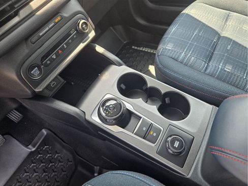 Used 2025 Ford Bronco Sport Heritage w/ Convenience Package AWD/4WD image 17