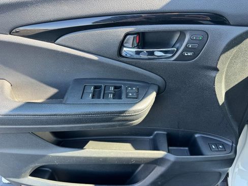 Certified 2019 Honda Pilot Elite image 18