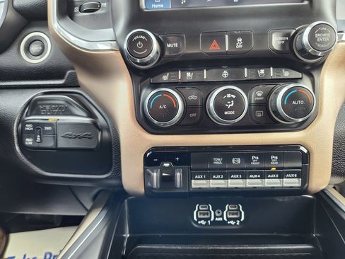 Used 2022 RAM 3500 Laramie image 15