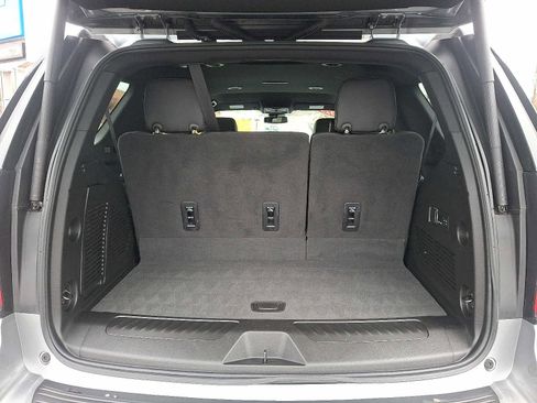 Used 2023 Chevrolet Tahoe LT w/ Luxury Package image 28