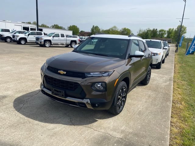 Used 2022 Chevrolet TrailBlazer ACTIV AWD/4WD image 2