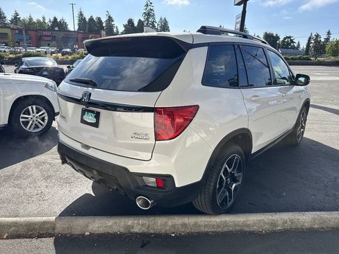 Used 2023 Honda Passport Elite image 9