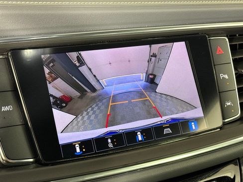 Certified 2024 Buick Enclave Premium AWD/4WD image 20