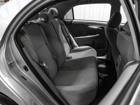 Used 2010 Toyota Corolla LE FWD image 38