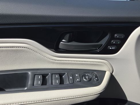 New 2026 Honda Odyssey Touring image 37
