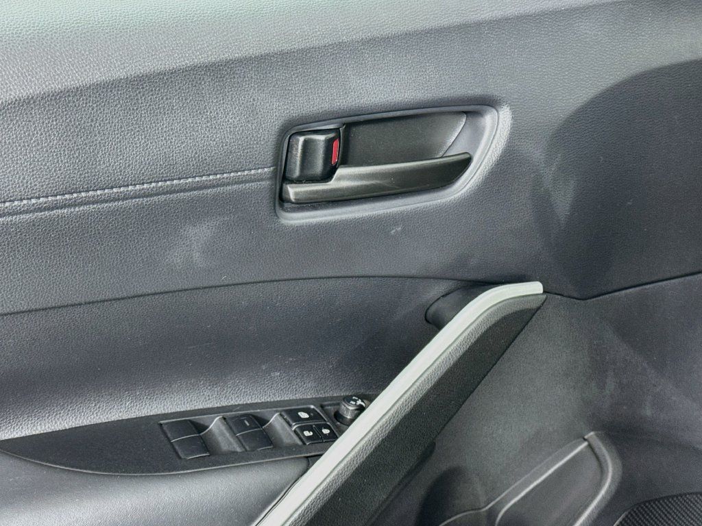 Used 2026 Toyota Corolla Cross LE FWD image 18
