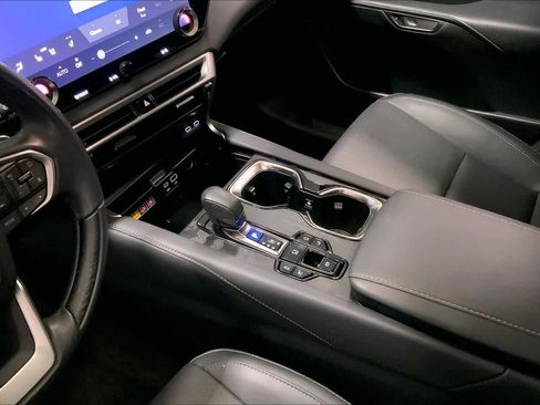 Used 2024 Lexus RX 350 Premium w/ Accessory Package (Z1) AWD/4WD image 14