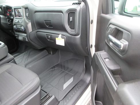 New 2026 Chevrolet Silverado 1500 Custom w/ Turbomax Blackout Package AWD/4WD image 19