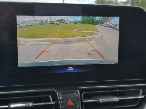 Used 2025 Chevrolet TrailBlazer LT AWD/4WD image 19