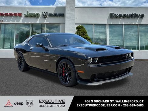 Used 2023 Dodge Challenger SRT Hellcat RWD image 5