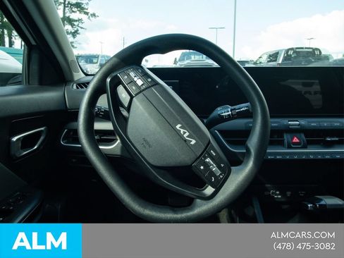 Used 2025 Kia K4 FWD image 19