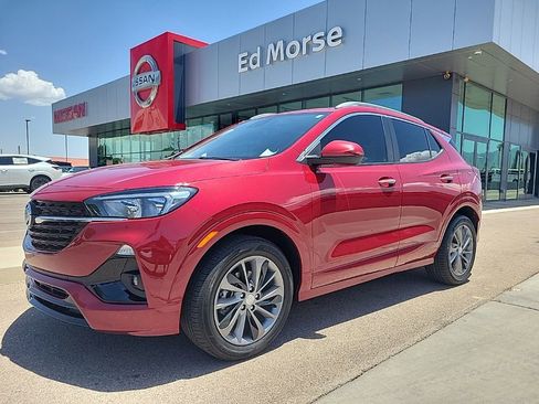 Used 2021 Buick Encore GX Select w/ Sport Touring Package FWD image 1