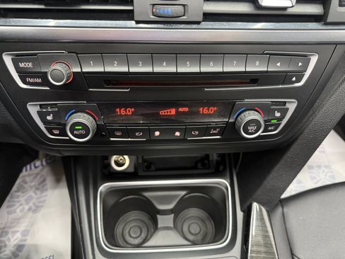 Used 2014 BMW 320i xDrive Sedan AWD/4WD image 19