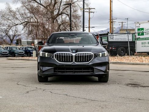 New 2026 BMW 530i xDrive w/ Premium Package AWD/4WD image 8