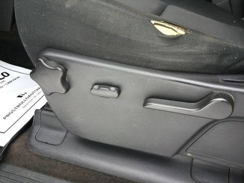 Used 2013 GMC Sierra 2500 SLE w/ SLE Preferred Package image 8