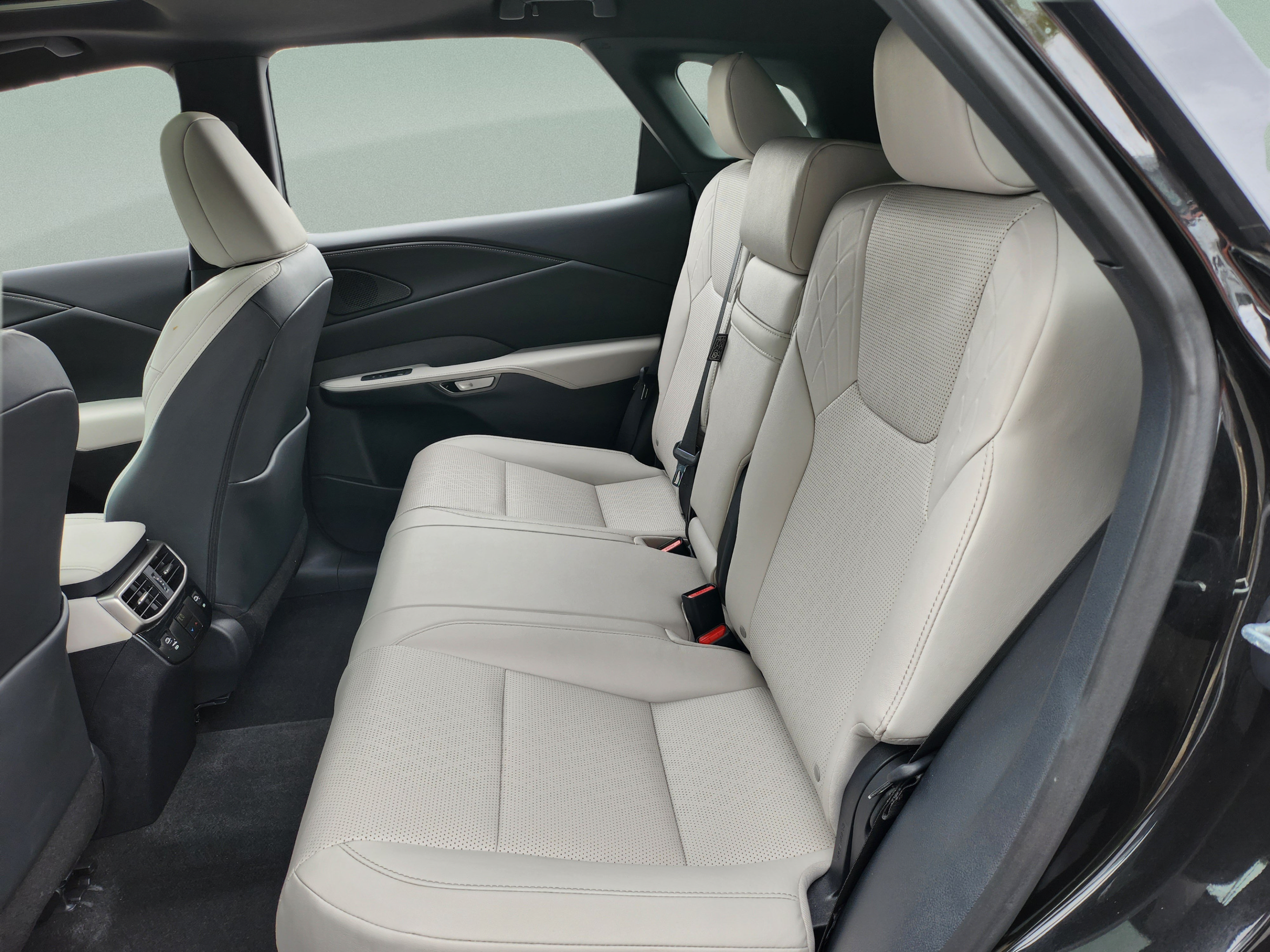 Certified 2025 Lexus RX 350 Premium Plus w/ Convenience Package FWD image 26
