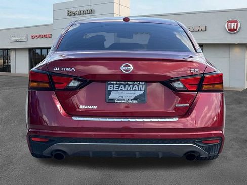Used 2022 Nissan Altima 2.0 SR FWD image 6
