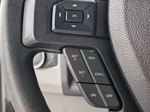 Used 2021 Ford E-450 and Econoline 450 Super Duty RWD image 19