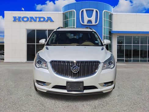 Used 2017 Buick Enclave Premium w/ Experience Buick Package FWD image 23
