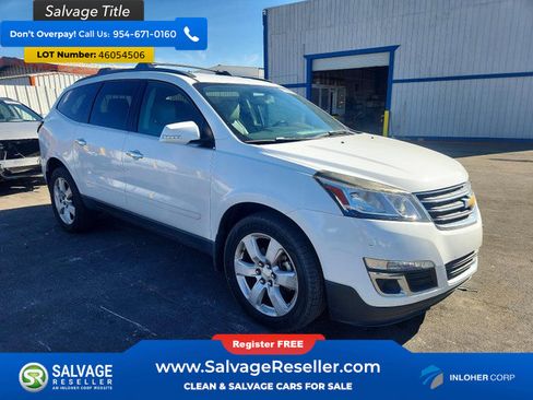 Used 2017 Chevrolet Traverse LT w/ Traveler's Package image 5