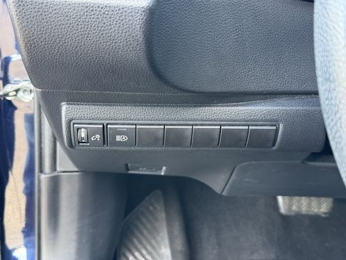 Certified 2023 Toyota Corolla LE image 23